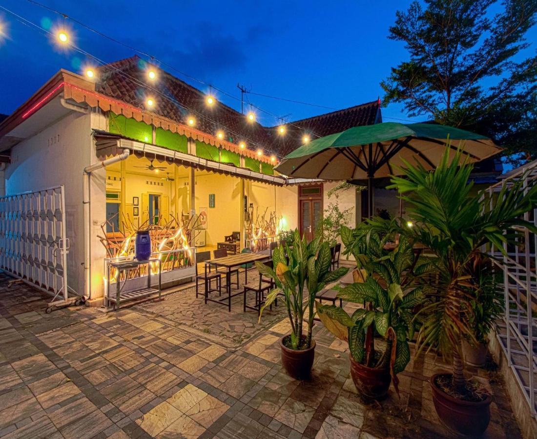 D'Talent Hotel Yogyakarta Ngoại thất bức ảnh