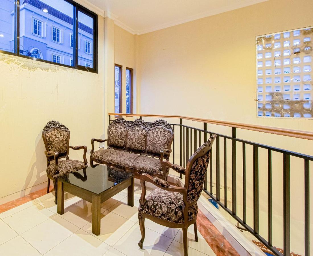 D'Talent Hotel Yogyakarta Ngoại thất bức ảnh